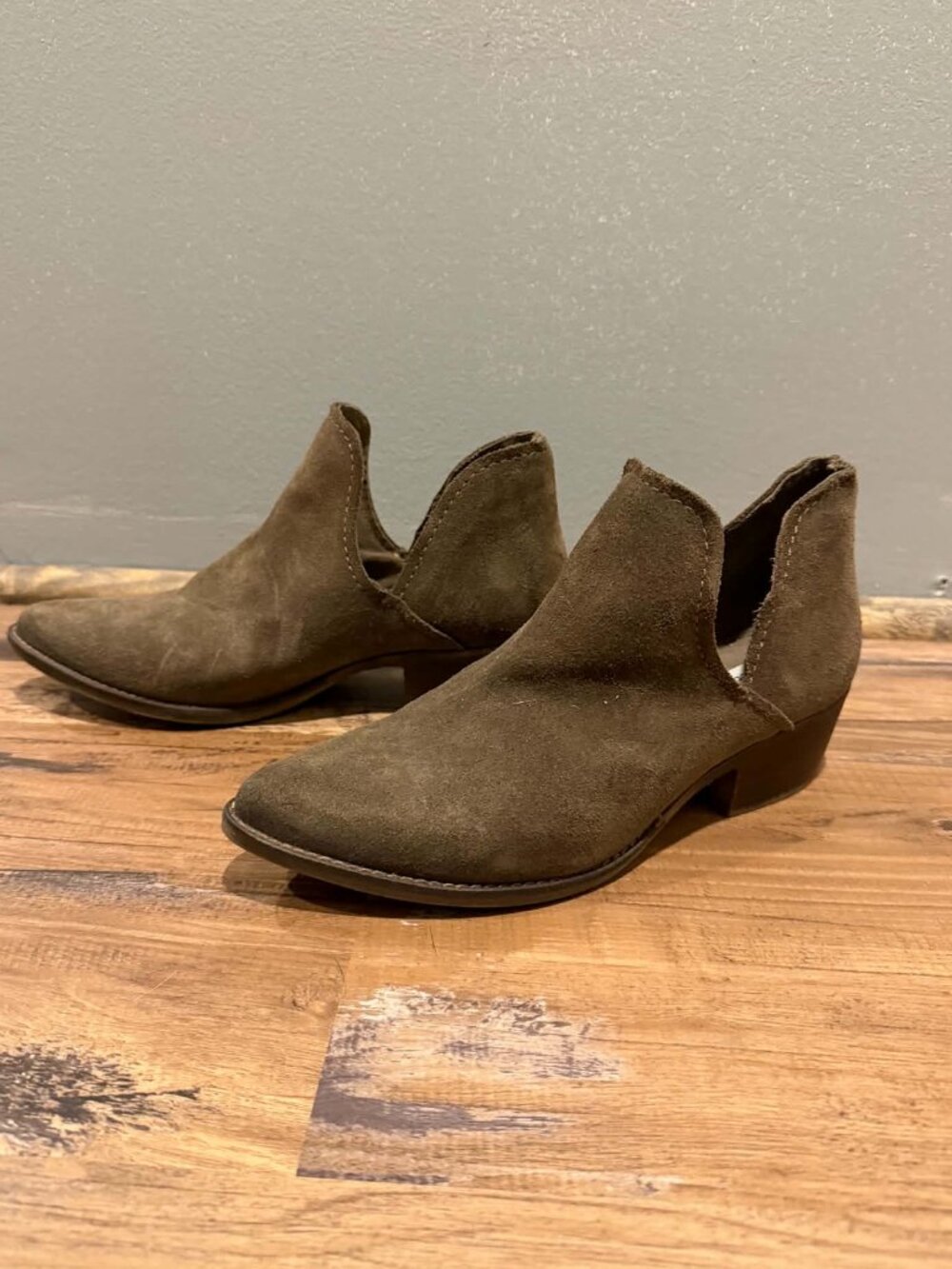 Steve Madden Austin Ankle Bootie Size 7.5